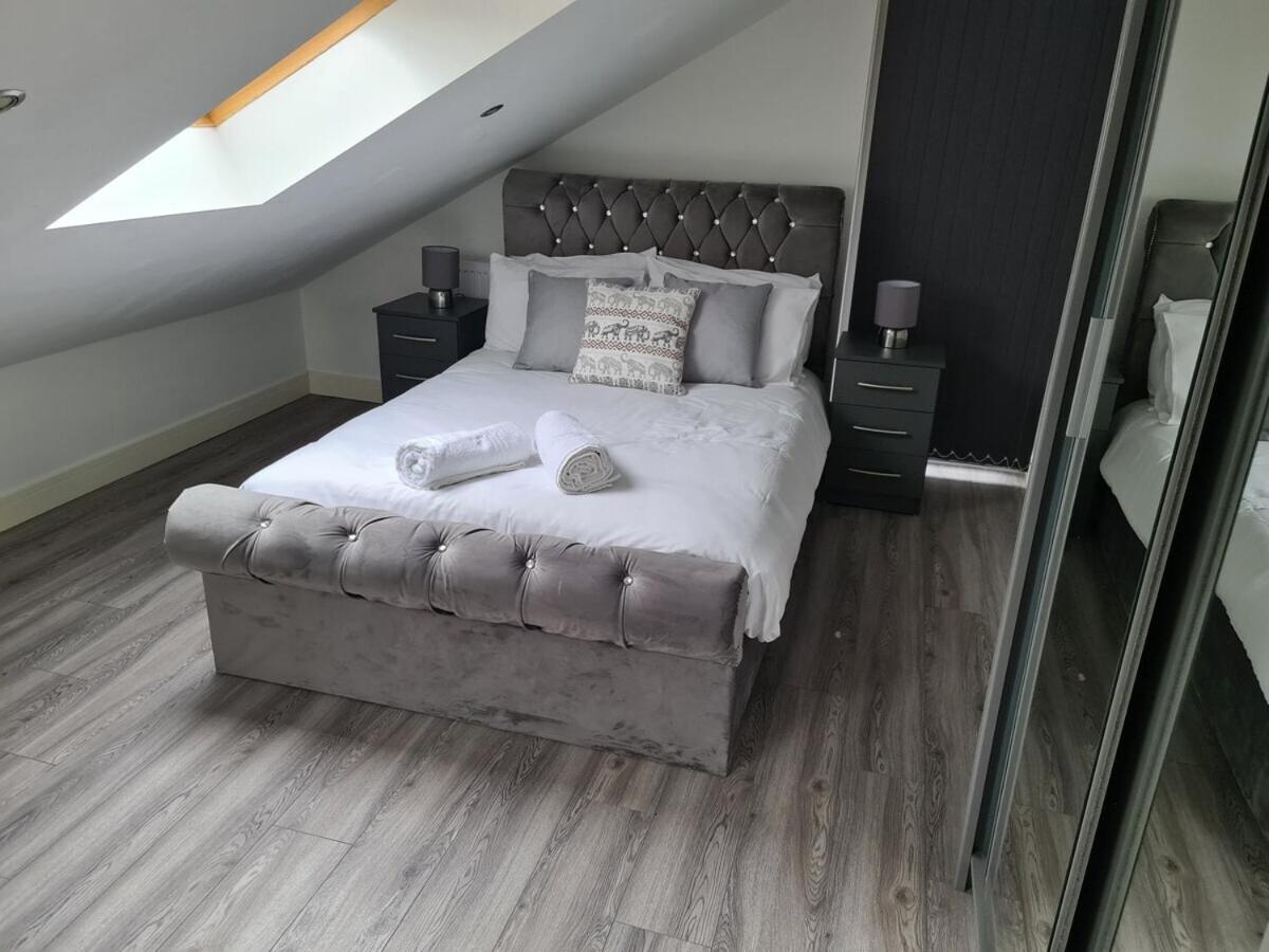 Sav Apartments - 2 Bed Cosy Flat Saffron Лестър Екстериор снимка